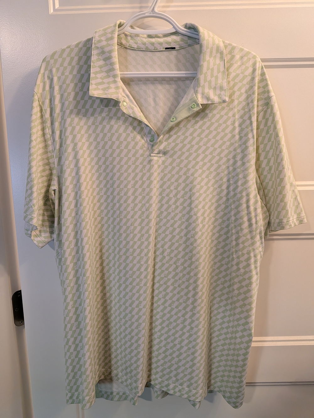 Lululemon Men's Short-Sleeve Golf Polo Shirt in Light Green Pattern